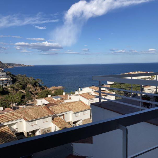apartamento espiga vistas a Cala privada. Aire Acondicionado